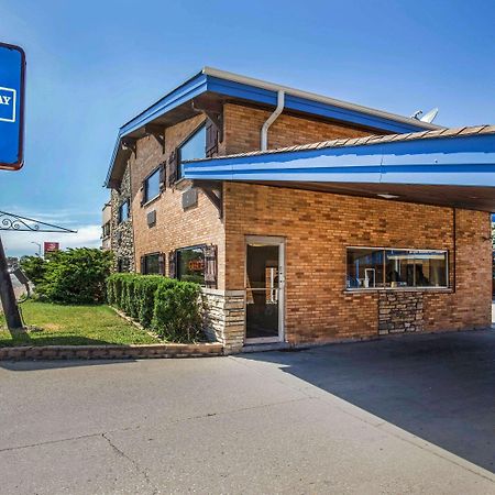 Rodeway Inn Lyons - La Grange Exteriör bild