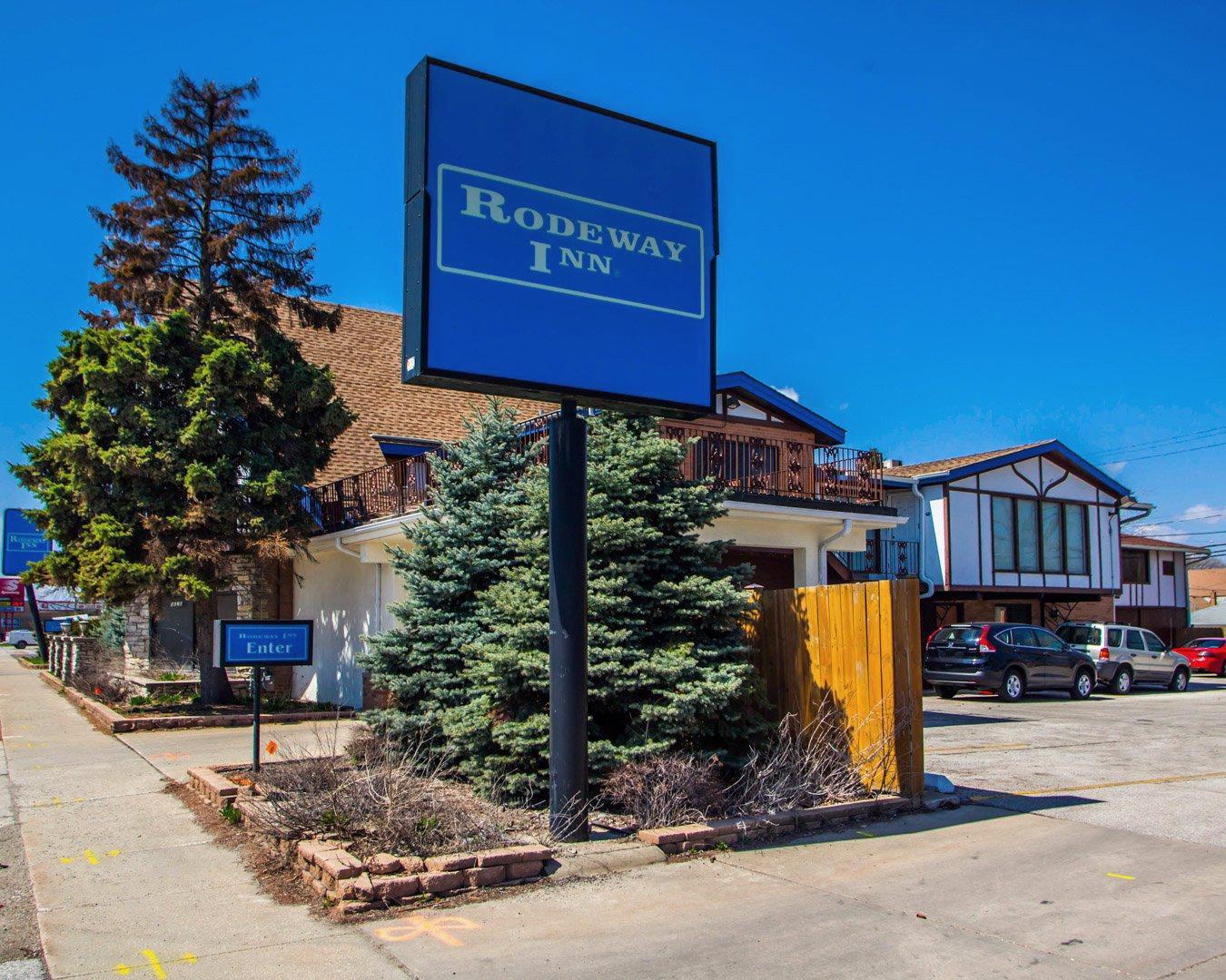 Rodeway Inn Lyons - La Grange Exteriör bild